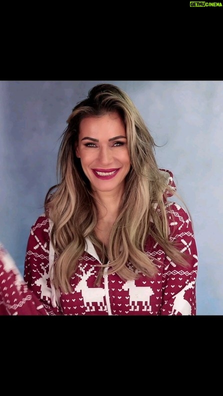 Yasmina Filali - 2.4K Likes - #werbung Kommt #weihnachten für Dich auch immer überraschend? Du bist auf der Suche nach #lastminute Geschenken? Dann schau Dir mein #amazon #christmas #Haul auf #youtube an. oder gehe direkt zu den Produkten auf Amazon Link zu den Produkten und zu dem #Video on der Bio
#giftideas #amazongifts