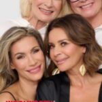 Yasmina Filali Instagram - #werbung Wahnsinn!! Ihr seid genauso begeistert wie wir von der #woolworthdeutschland #creator #collection . Wer noch auf der Suche nach einem #sexy oder #gemuetlichen Weihnachtsgeschenk ist,der sollte unbedingt in unsere Kollektion reinschauen. Aber beeilt Euch, sie ist wirklich sehr beliebt ❤️ #dessous #sexybodies #woolworthdeutschland #yasminafilali