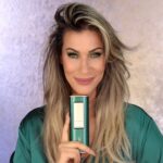 Yasmina Filali Instagram - Habt ihr schon mein neues Video inkl. Star Wars Helm gesehen? 😉 Die besten Beauty Tools 2023 - schaut mal vorbei! 😊 @ulikeglobal @currentbody @dermasuri @aoavzla #haarausfall #currentbody #haarwachstum #hair #beautytools #youtube #yasminafilali #watchnow #youtube #ulike #ulikeglobal #ad