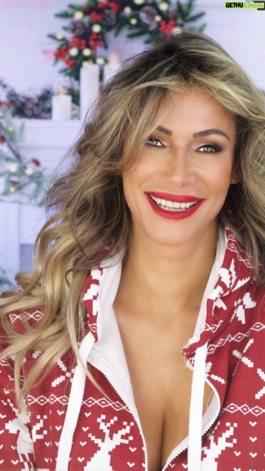 Yasmina Filali - 2.2K Likes -