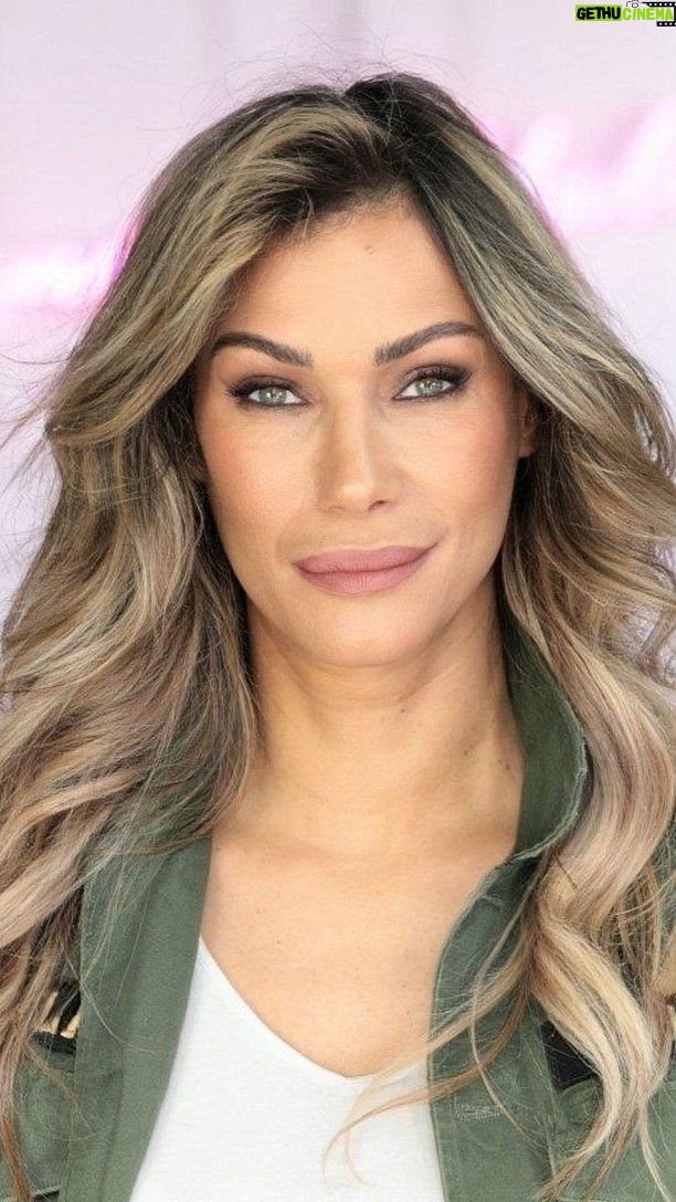 Yasmina Filali - 2.2K Likes -