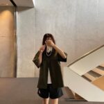 Yasuda Momone Instagram – モデルさせていただきました🖤
.
.
.
自分じゃ絶対似合わないって思ってた系統やけど、これも好き！！
新たな自分見つかりました👀
.
.
.
撮影現場が楽しすぎて1日あっという間でした💞
学生めっちゃ楽しんでます💞💞

#カレッジファッション
#カレッジスタイル
#大学生コーデ 
#大学生ファッション
#oidaimarket