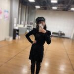 Yasuda Momone Instagram – .
全身黒人間でした❤︎❤︎❤︎

細見えするからこのワンピースめっちゃ良い！
お話し会ありがとうございましたっ💓
#grl #grlコーデ