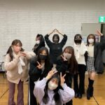 Yasuda Momone Instagram - . この子たちいたらなんでも無敵だよぉ✨ 私のスタートからラストまで一緒に活動してくれる☺️ ありがとう！よろしくね💗 #卒業まであと9日 #12月29日 #卒業公演