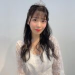 Yasuda Momone Instagram - . 今日でYNNさん最後の出演でした！ 加入した時から色んなロケや、楽しい配信を経験させて下さりました。 私の代名詞となるようなキャラを8時間の打ち合わせを経ていつも引き出して下さりました笑笑🤣 最後はこんなかわいいドレスにお手紙をプレゼントして下さり、こんな愛に溢れた環境にいれただけで私は幸せです☺️💗 幸せになれるように背中を押して下さったので新しい幸せを見つける旅に出ます❤︎❤︎ YNNさん。本当にありがとうございました！大好きです！💗届け〜！！ #新YNN #st聖夜24