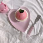 Yasuda Momone Instagram – かわいいケーキいただきました♡

.
.
.
#フレンチガーリー #frenchgirly #ケーキ