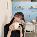 Yasuda Momone Instagram - ドッグカフェに行ってきました🐶 . . . わんちゃんメニューもいっぱいあったのでオススメです☺️ 保護犬活動もされていて、とってもかわいいわんちゃんと触れ合えました💓 トイプードルちゃんはずっと元気いっぱいでたくさんなでさせてくれました💞 犬にも人にもフレンドリーでした🫧 チワワちゃんは怖がりみたいで 初めは自分のベッドからなかなか出てこなかったけど、時間が経つにつれて自分から近づいてきてくれました💖かわいすぎる😮‍💨 癒されました🐾 . . . #保護犬のいるドッグカフェゼロ #犬 #保護犬カフェ #トイプードル #チワワ #犬スタグラム #いぬすたぐらむ #犬のいる暮らし #犬同伴カフェ #osaka #dog #dogstagram