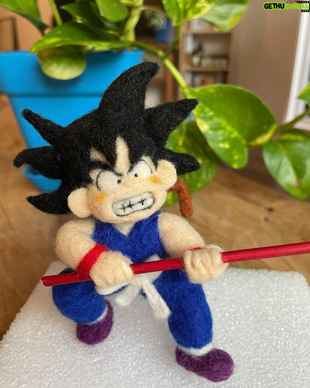 Yasuko Mitsuura - 27K Likes - 久々の手芸。日本のアニメ大ファンのカナダのお友達にプレゼント。
#dragonball
#ドラゴンボール
