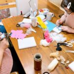 Yasuko Mitsuura Instagram – It’s been a while since last workshop. One student is a Kittychan fanatic.
久々の手芸教室。生徒の1人はキティちゃんの大大大ファンで、どうしても作りたい!と。