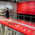 Yasuko Mitsuura Instagram - 明日から渋谷ロフトです。24日まで。「私が作って私がときめく自家発電ブローチ展」準備中！ #渋谷ロフト　#私が作って私がときめく自家発電ブローチ集 #手芸　#needlefelting #exibition