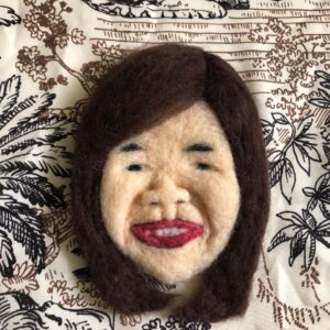 Yasuko Mitsuura Instagram - #私が作って私がときめく自家発電ブローチ集　　の大久保さんブローチの作り方のページに載ってるQRコードから作り方の動画が見られますよ。 つーか、youtubeの #オアシズの悩みばかりの人生でした　というチャンネルから見れますよ。