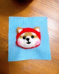 Yasuko Mitsuura Instagram - It’s been a while since last workshop. One student is a Kittychan fanatic. 久々の手芸教室。生徒の1人はキティちゃんの大大大ファンで、どうしても作りたい！と。