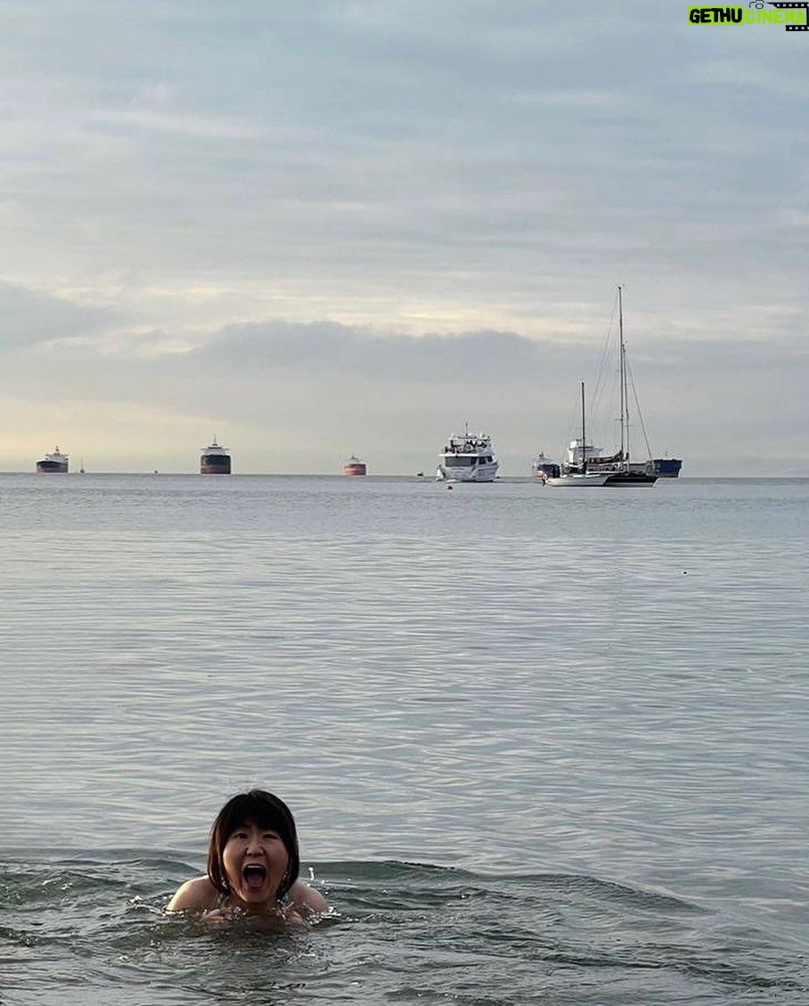 Yasuko Mitsuura - 39.3K Likes - Polar bear swim 2023年正月
寒中水泳
