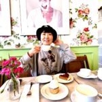 Yasuko Mitsuura Instagram – 秋晴れの日にハイキングに行って、帰りに可愛いカフェに寄りました。インスタらしい写真を載せました。