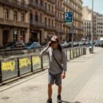 Yayan Ruhian Instagram - Sesi sekarang kita street photography dulu, gak ada adegan berantem nya ya. #greget #itutajam #streetphotography Barcelona, Spain