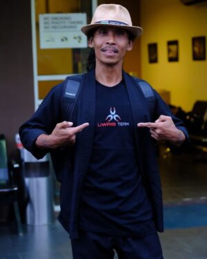 Yayan Ruhian Instagram - Terima kasih
#movie 
#action 
#choreo
#fighting 
#silatindonesia 
📸 @bahasa_hanief