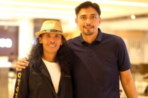 Yayan Ruhian Instagram - Mat Kilau & Toga #Reunion #MatKilau #Toga #Greget #ItuTajam 📸 : @bahasa_hanief Malaysia