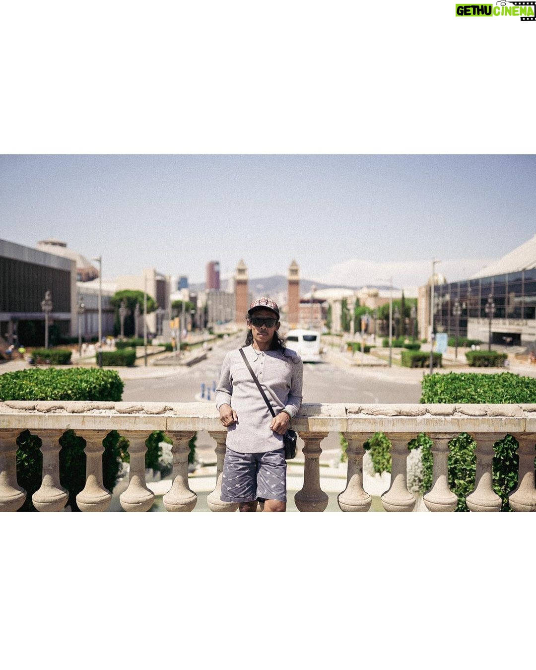 Yayan Ruhian Instagram - Insyaallah kembali kesini lagi, ato mungkin ke tempat lain . . #kuliseni #travelwork #greget #itutajam Museu Nacional d'Art de Catalunya
