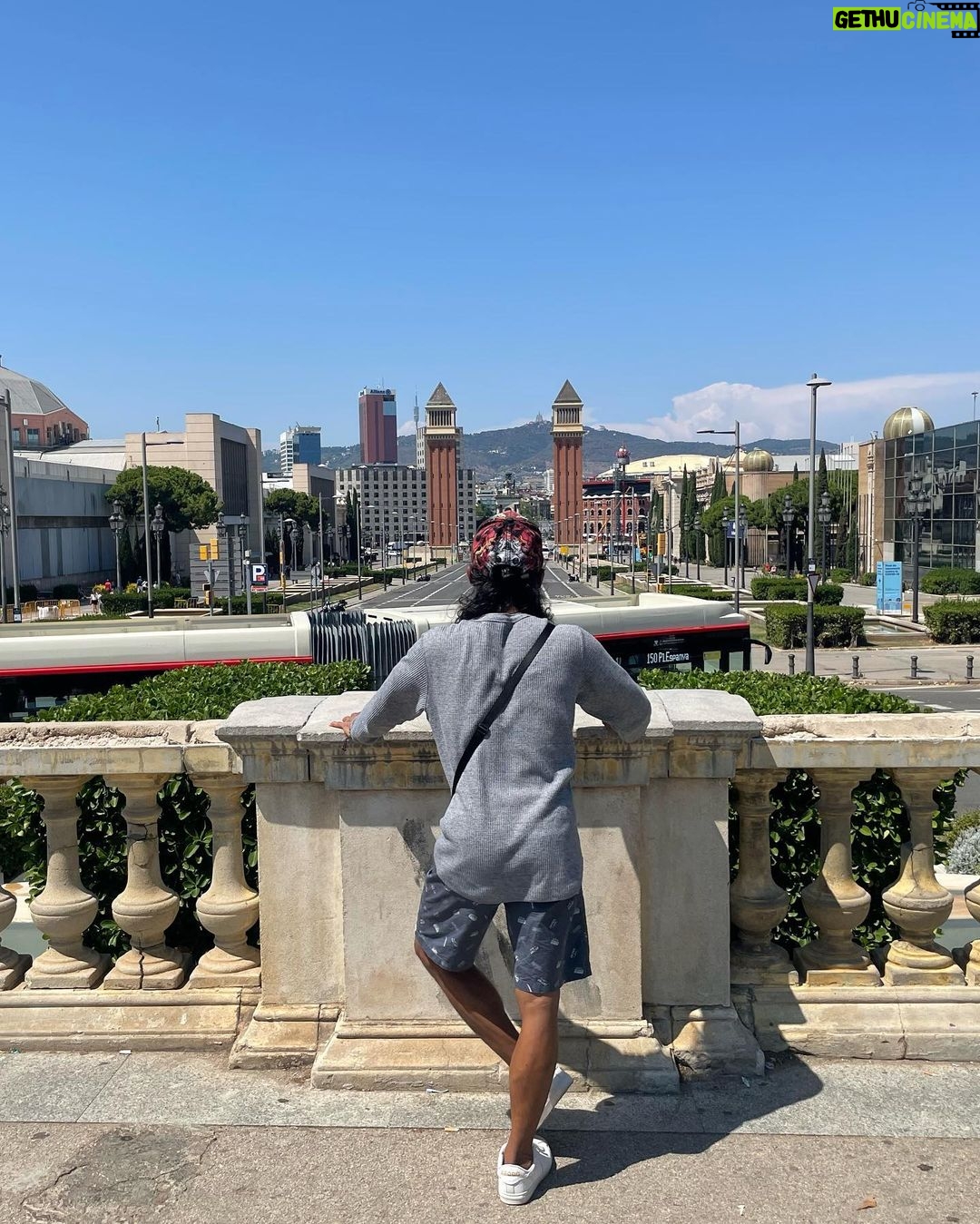 Yayan Ruhian Instagram - Insyaallah kembali kesini lagi, ato mungkin ke tempat lain . . #kuliseni #travelwork #greget #itutajam Museu Nacional d'Art de Catalunya
