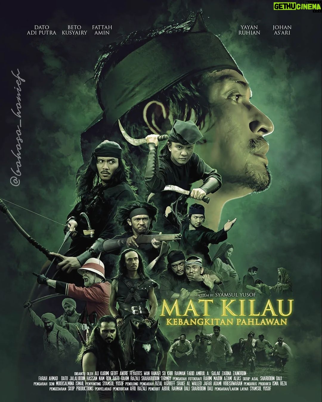 Yayan Ruhian - 7.5K Likes - #fanart #fanmade #artwork #movieposter #poster #MatKilau @filem_matkilau #photoshop #BahasaHanief
(Seluruh foto dalam poster ini saya ambil sendiri kecuali 3 foto (Kilau - Wahid, Rukiyah & crowd) yang diambil dari karya Bang @thehitmannazri )
Terimakasih