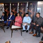 Yayan Ruhian Instagram - Sebuah kehormatan bagi kami dalam special screening @filem_matkilau tadi malam Tan Sri Datuk Seri Panglima Haji Annuar bin Musa, Menteri Komunikasi dan Multimedia, berkenan hadir bersama sejumlah undangan. Terimakasih 🙏🏽🙏🏽