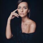 Yekaterina Varnava Instagram - Как интересно, никто не доволен своим состоянием, и всякий доволен своим умом. photo @dvelichko muah @s_shayda