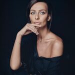 Yekaterina Varnava Instagram - Как интересно, никто не доволен своим состоянием, и всякий доволен своим умом. photo @dvelichko muah @s_shayda