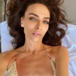 Yekaterina Varnava Instagram - Rock-n-roll P.S. и ведь напишут совсем е*банулсь… и будут правы