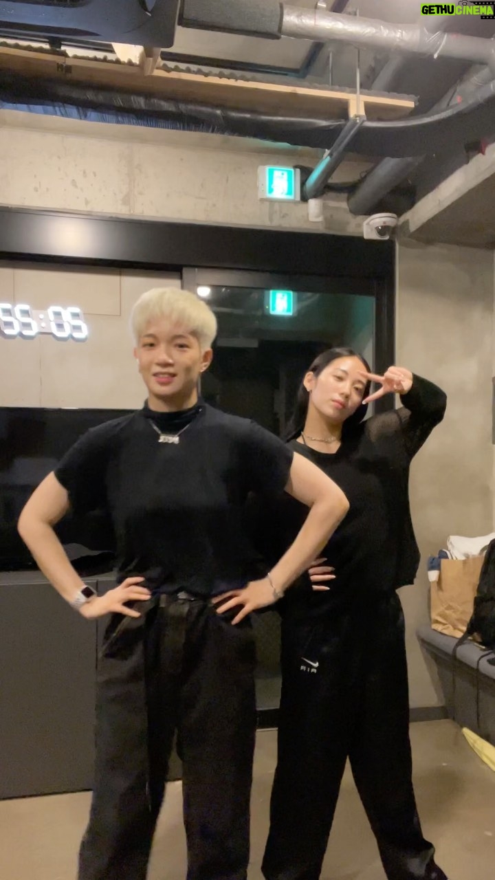 Yell Instagram - 겟쨔 with @welcometosusuworld . #괴짜 - @woozico0914 Justjerk Dance Academy
