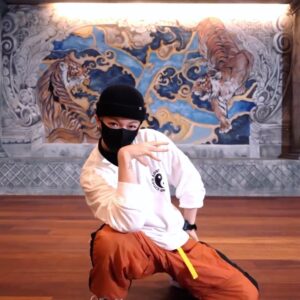 Yell Instagram - _
My dance in some classes that I have not uploaded yet
다른 댄서들의 안무를 배울 때마다 부족함을 많이 느껴서 부끄럽지만 그래도 춤 너무 재미지다...!!!/&:&;@;@;&! 순서는 최신 순🙈
.
1. Run the world - @yeojin1009 x @issa_jihyo 
2. 열중쉬어 - @__hey_joo__ 
3. Dunk Contest - Eunkyung
4. Pretty Savage - @__hey_joo__