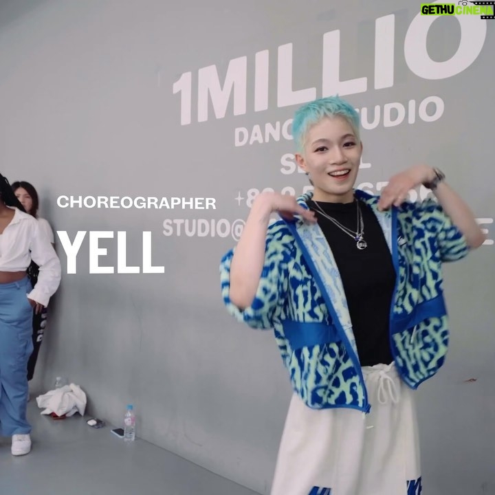 Yell Instagram - _ Two different style of the choreography💃🏼 It's really fun to change the vibe in every class! It's been a long time since I opened a class.. maybe coming up next month😉 머나먼 과거 영상 같은 약 2달 전 안무들 그리고 뒷북 세게 친 업로드.. 생일 기념 깔롱부린 안무와 편하게 하던 스타일대로 한 안무 모두 즐겨주시고 좋아해주셔서 감사해요🫶🏻 . #Choreography by me #1 Birthday - @somsomi0309 #2 Not Sorry - @youngji_02 @1milliondance