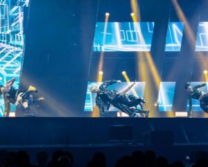 Yell Instagram - _
Some pics from SWF concert!
We had a blast every moment of concert and we are continuing our tour🥳
.
서울-부산-광주에 이어 대구로 달려가는 스우파 콘서트! YGX 무대의 스틸컷을 살짝 공개😋
티빙에서만 볼 수 있는 콘서트 VOD와 비하인드 컨텐츠가 나온다는데 저도 너무 궁금해서 빨리 보고싶네요..🌟
현장에서도, 그리고 티빙으로 한번 더 즐기는 스우파콘! 곧 대구에서 만나요❣️
_
@tving.official 
#스트릿우먼파이터콘서트 #스우파콘서트 #티빙 #TVING