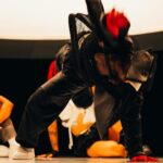 Yell Instagram - Korean breaker @yell_yeri_kim knows that her breaking moves tell a story, and so does her style. “Style is the first way to show myself to strangers,” she says. 비걸 예리는 그녀의 브레이킹 움직임 뿐만 아니라 그녀의 스타일 또한 그녀의 스토리를 전달한다고 믿습니다. “스타일은 다른 사람들에게 제 자신을 보여주는 첫인상 같아요”