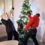 Yeojin Instagram – ν΄κ·Όμ μ¦κ²μμμπβοΈπ
.
.
.
#christmas #reels #reelsinstagram #christmastree #ν¬λ¦¬μ€λ§μ€ #릴μ€
