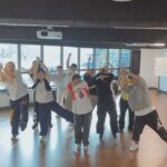 Yeojin Instagram - 3월도 이렇게 백석친구들과 마무으리✨ @bau__dance 🧠 @funkylocals