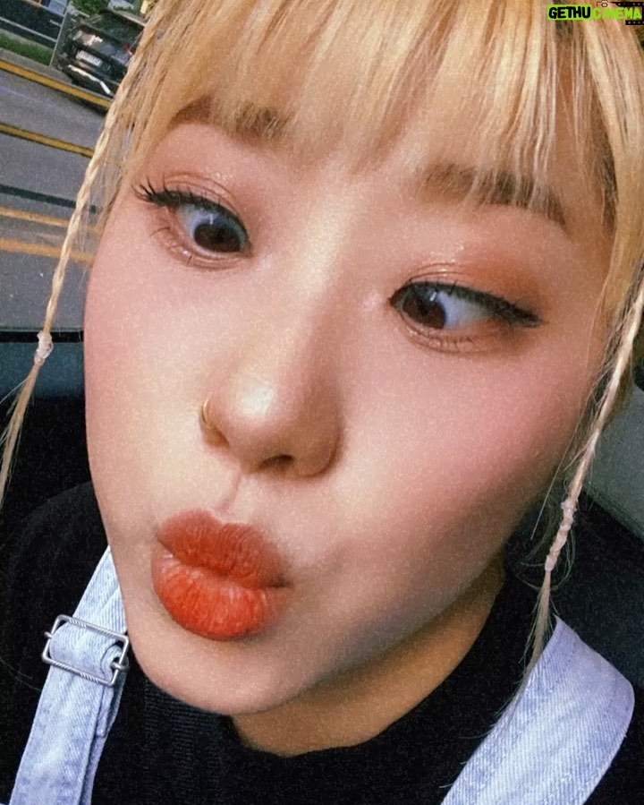 Yeojin Instagram - ๐ค๐ค ์ฌ๋๋ ์๊ฐ์ ์๋๋ฌด๋ค ๋นจ๋ฆฌ๊ฐ๋์ฌ ๐๐ @chapchap_official_ @chapchap_official_ @chapchap_official_ #์ฌ์ง #๋ฐ์ผ๋ฆฌ #๊ฐ๋ฐฉ #ํ๋ณผํฐ์
์ธ #์ฐน์ฐน #yeojin #daily #bag #chapchap