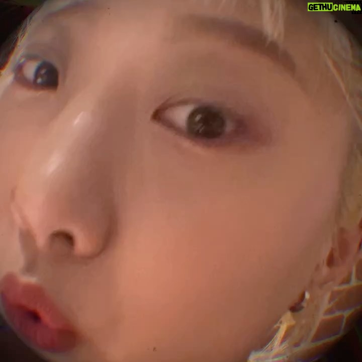 Yeojin Instagram - #앞머리 #이모저모 #yeojin #여진 이러쿵 저러쿵 앞머리쿵