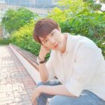 Yeon Seung-ho Instagram – People need support and backbone, and loyalty is important.
Those who hurt and gossip about others will get as much back and have no further progress.
That’s the way of the world.
I will live a life of more reward for those who believe in that reason and love me.💚
Thank you always for supporting me and I love you.💙
