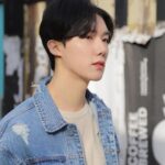 Yeon Seung-ho Instagram – #협찬
–
다가오는 봄에는 역시 #청자켓 #청청패션 

제가 사랑하는 #데님 💙 
#데님 은 #필로그램 👍

photo by @givethinkyou 

The cold winter will pass with time, and the warm spring will welcome you. Inthemass