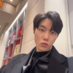 Yeon Seung-ho Instagram – –
Respect yourself and others will respect you.