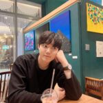 Yeon Seung-ho Instagram - Our greatest glory is not in never falling, but in rising every time we fall. - Confucius - 롯데월드몰
