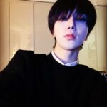 Yesung Instagram – Una vida positiva es el atajo a la felicidad.  seamos todos felices en diciembre.