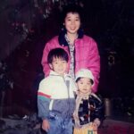 Yesung Instagram – عائلتي العزيزة وأيام طفولتي 🐝