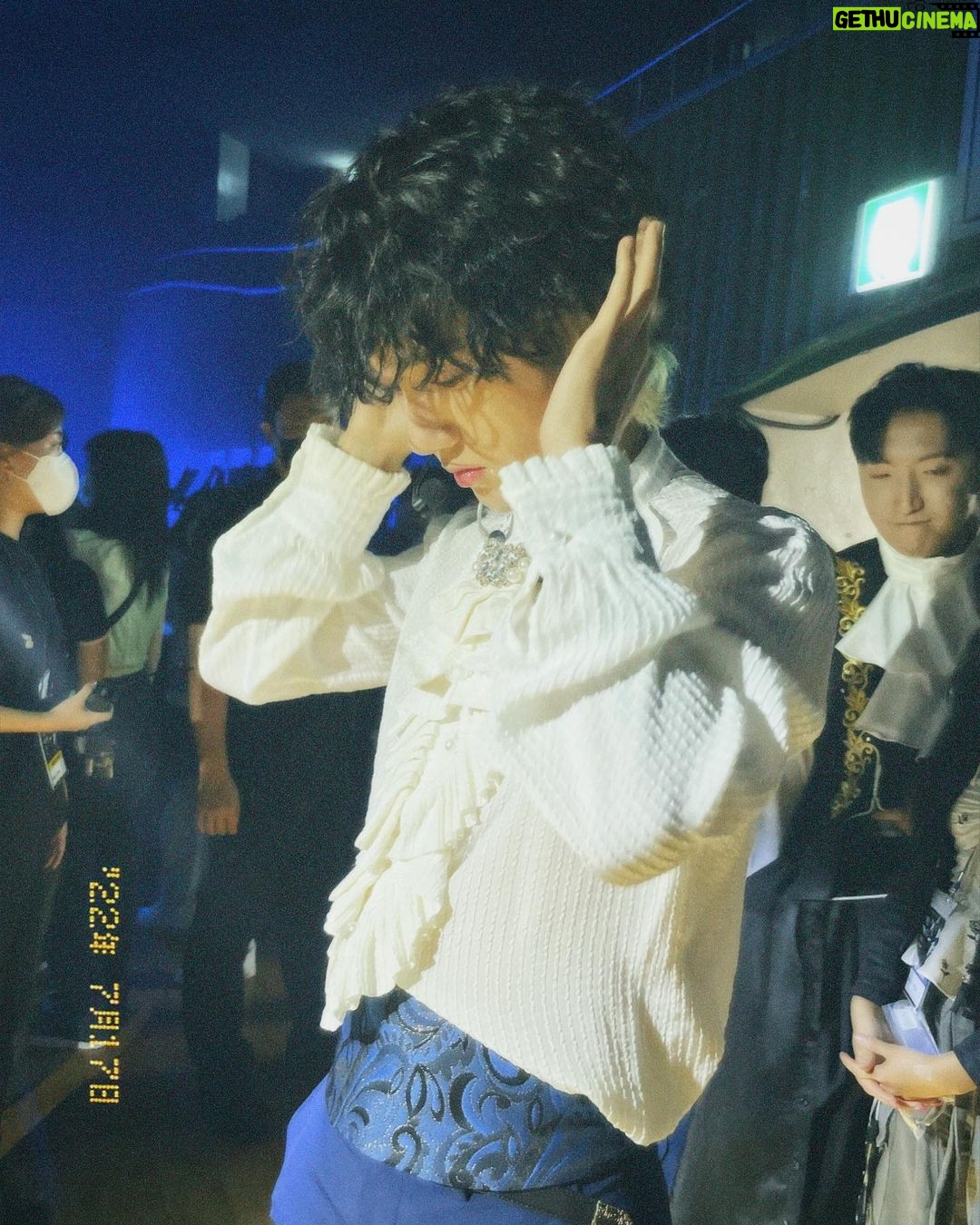 Yesung Instagram - 무사히 3일동안 #Supershow9 잘 끝냈어요 모두 감사하고 이제 시작이니 우리 어서 만나요 #ELF 💙💙