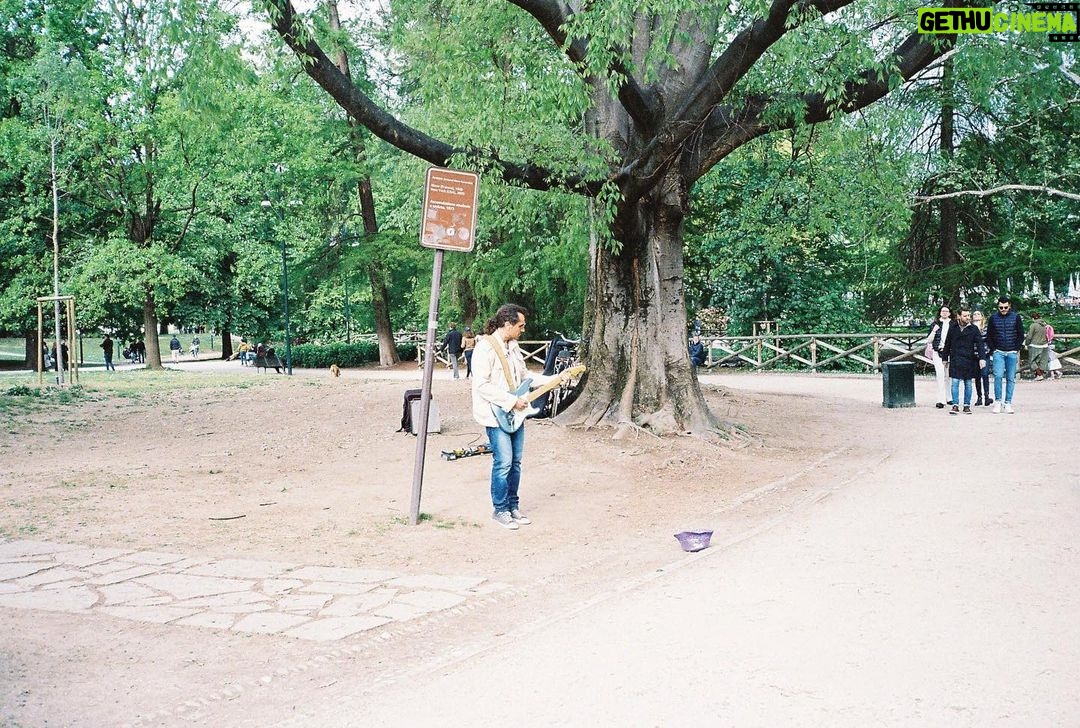 Yesung Instagram - The people here were free, unaware of each other, and there was no distrust or lies, and they were as happy as the clear sunlight. I loved this place and will definitely miss it. Milan, Italy