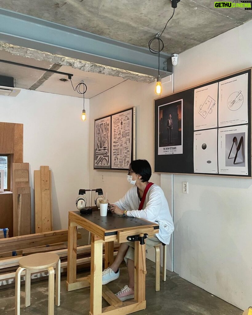 Yesung Instagram - 공방에서 마시는 커피 ☕️