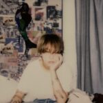 Yesung Instagram - Aku seperti ini akhir-akhir ini. Bagaimana kabarmu? 😑