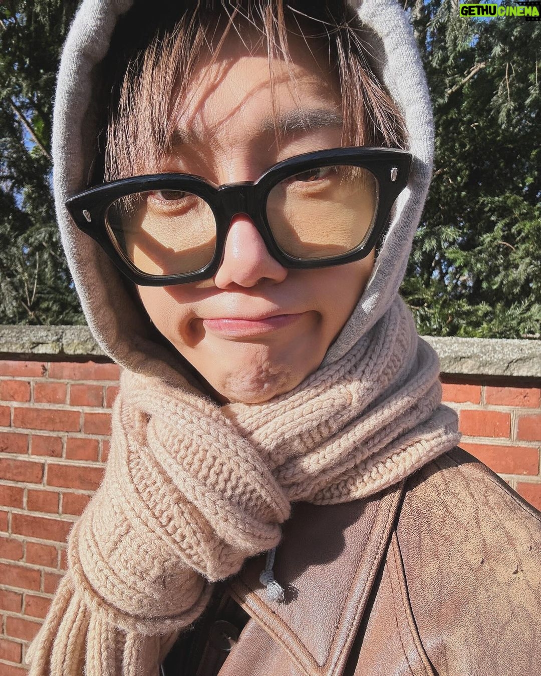 Yesung Instagram - 🇳🇱 >>> 🇩🇪 #travel