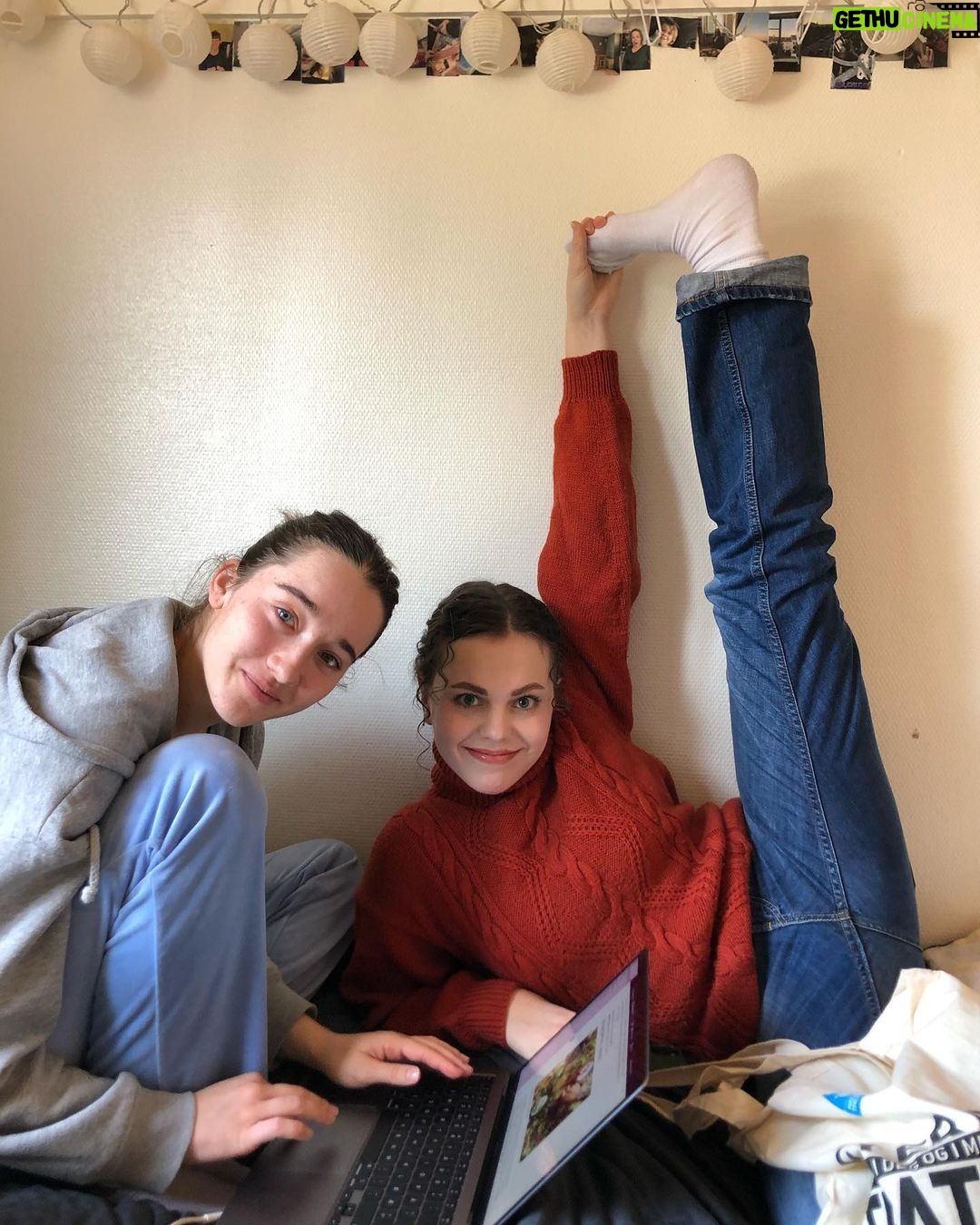 Ylva Bjørkaas Thedin Instagram - Åh så mye bilder! Masse masse bilder!!