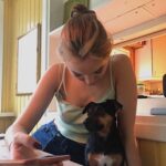 Ylva Bjørkaas Thedin Instagram - Meg, i forskjellige vinkler, men en hund